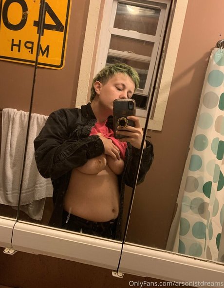 arsonistdreams xxx actress pictures