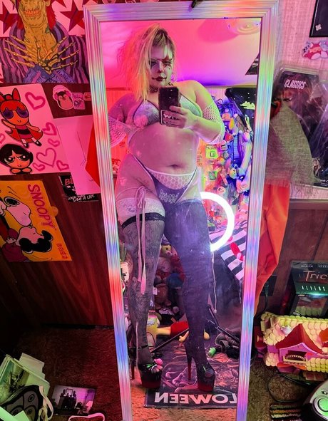 scribblelegs model erotic pics