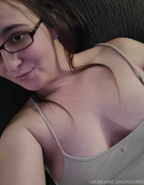 laurajaneuncensored high quality pornstar pic