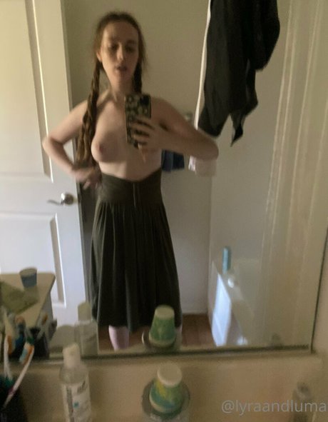 lyraandluma star exclusive image