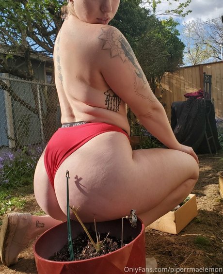 PiperMaePeach actress pictures