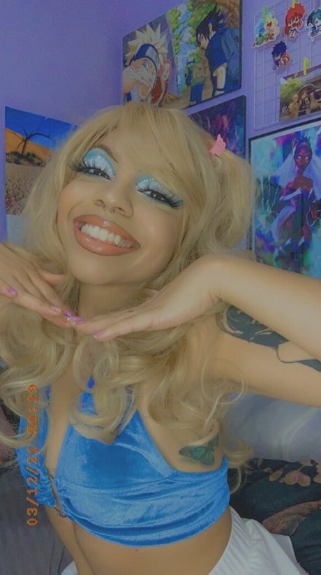 izzybrando erotic actress galleries