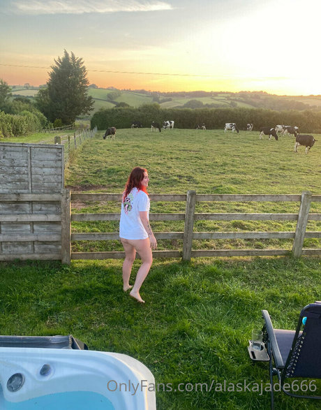 alaskajade666 pornstar exclusive photo