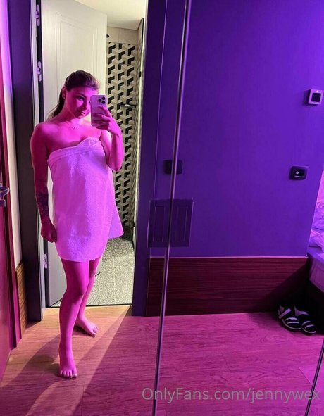 jennywex perfect actress photo