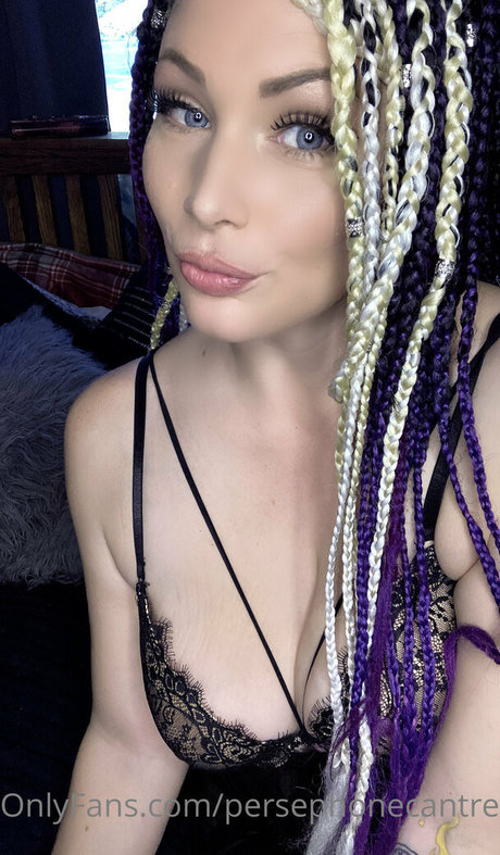 persephonecantrelle erotic pornstar img