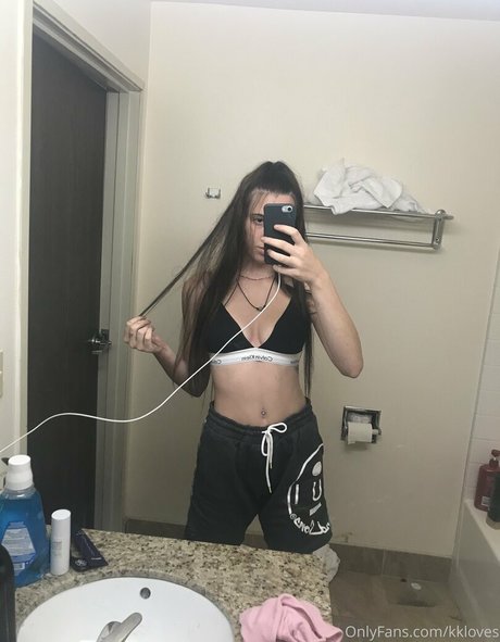 karmababyyyy perfect pornstar gallery