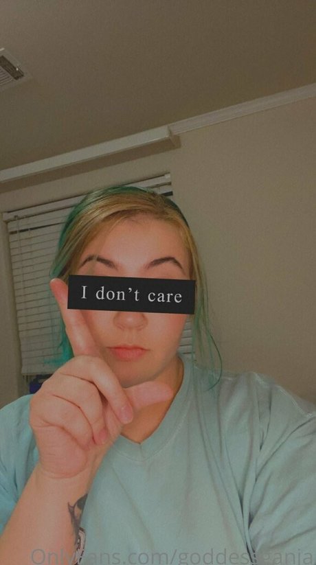 goddessganja star naked pic