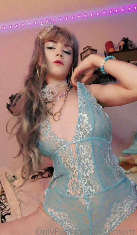 adrimom pornstar top pic