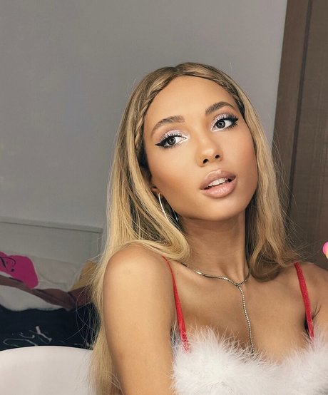 Mary Senn adult actress archive