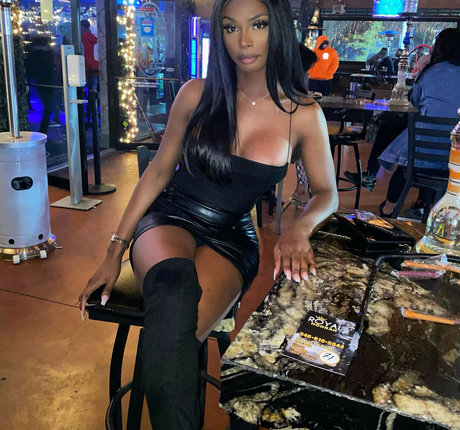 Bianca Cash model pornographic photos