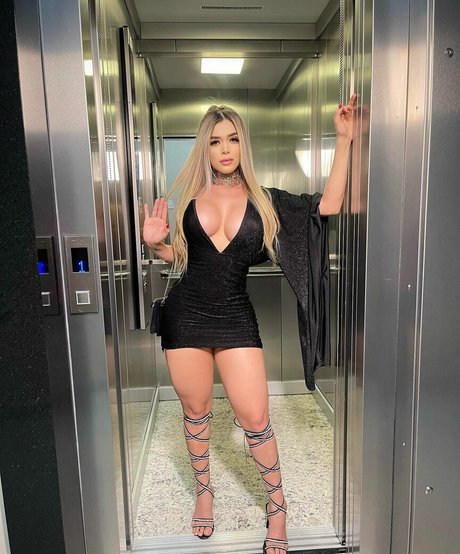 Vitoria Rocha2 model beautiful pic