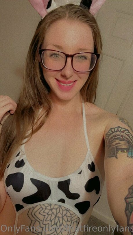 thatfire nudes actress images