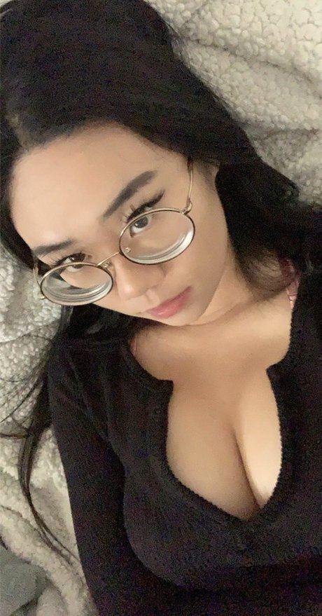 KittyEyess nudes star pic