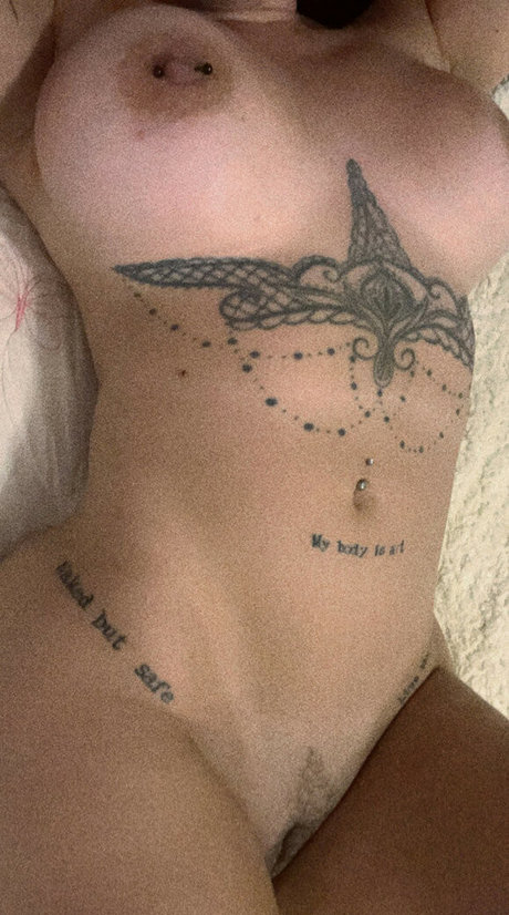 Jeskaline naked actress archive