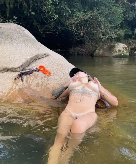 Jeskaline sexy pornstar pic