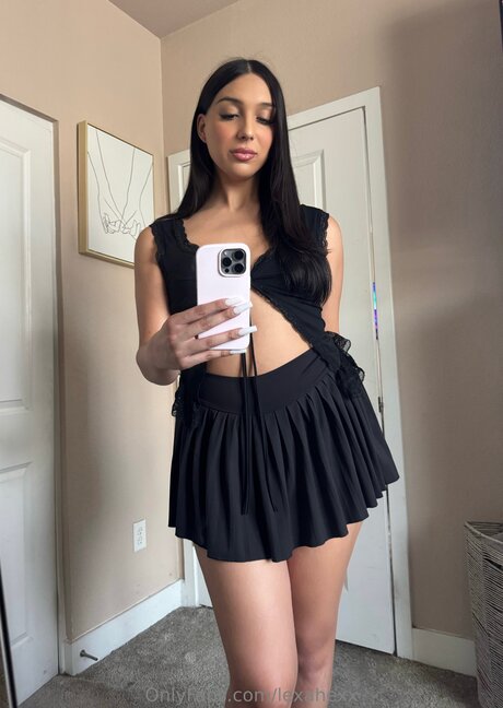 Lexahexx star nudes pic