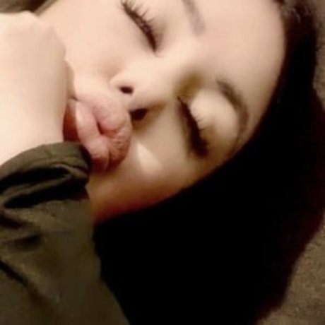 Dopebruja pornographic star pic