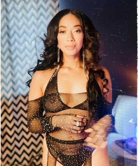 Kassandra Lee adult star pics