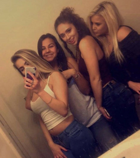 Hollie Rotten model perfect archive