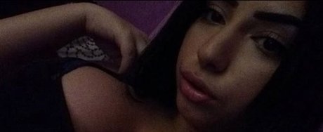 Raxien porn star img