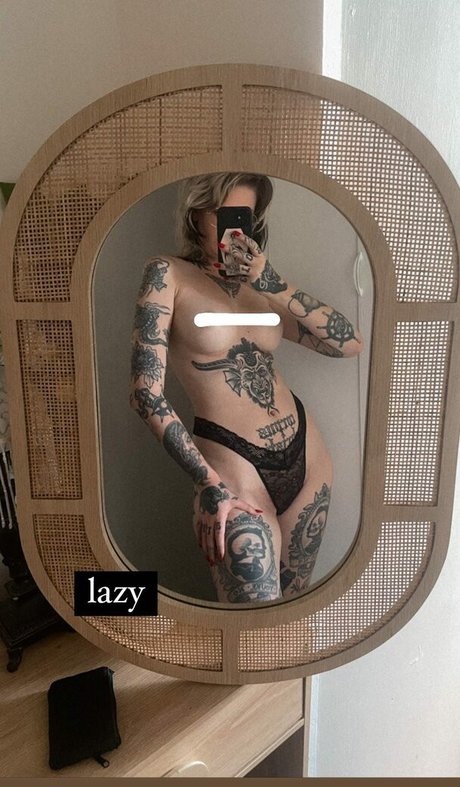 Sindyspurr star perfect pic