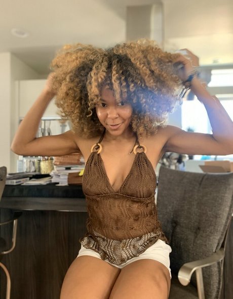 Pumkinwu sexy model gallery