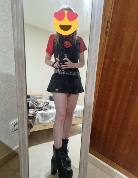 Chio Uyuni star free pictures