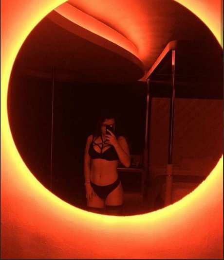 Diochyperez Nerdy star xxx pictures