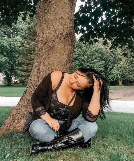 Emaliehall pretty pornstar pics