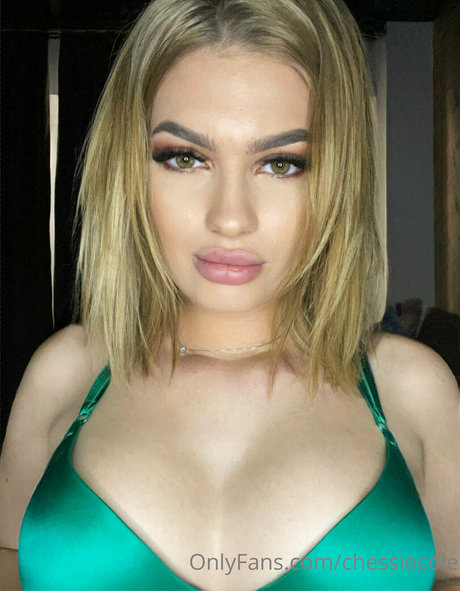 chessiecole hd pornstar images