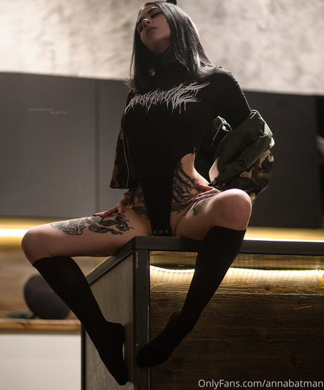 annabatman sexy pornstar pic