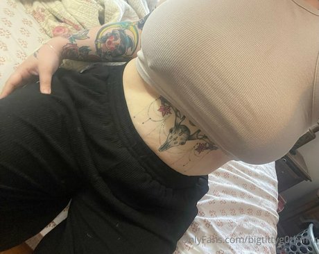 bigtittyg0thm1r free pornstar archive