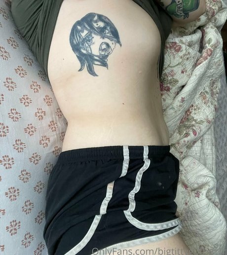 bigtittyg0thm1r nice actress pics