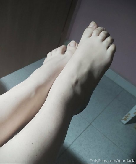 mordacia sex model photos