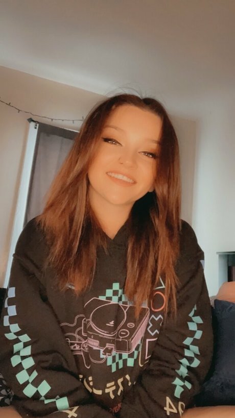 rinngrayfree model naked image