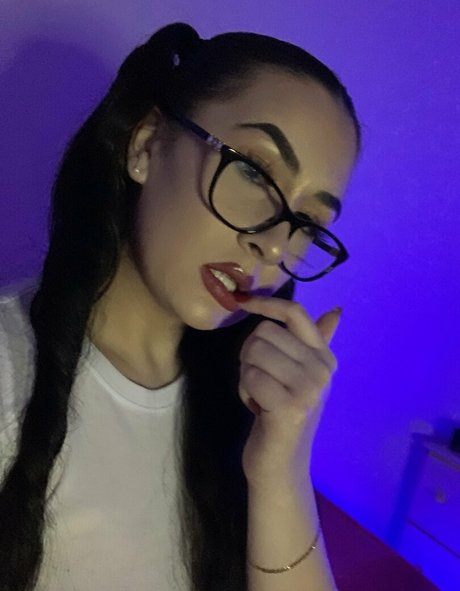 therealgalinaxo porn model picture