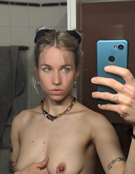 kittifuck pretty model pic