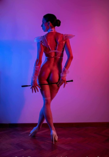 vickypeachesfree exclusive model images