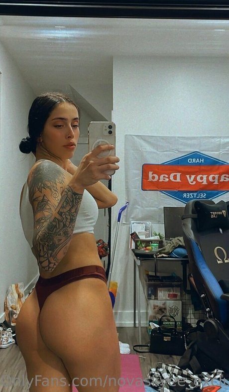 novaskyee exclusive beautiful model gallery