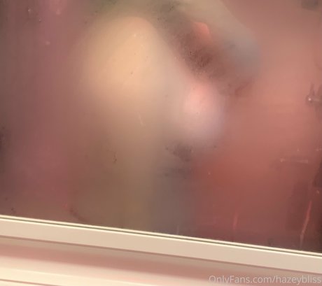 hazeybliss sex actress img