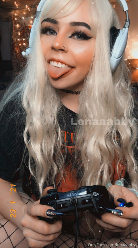 lenaaabbyy nudes model pictures