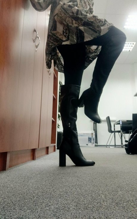 feetishfestives star hot gallery