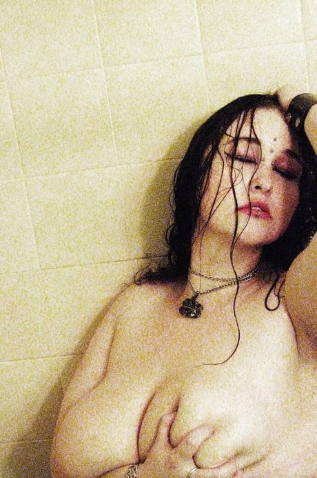 RainIsWet pornographic star photo