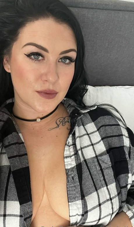 olivializ pornstar photos