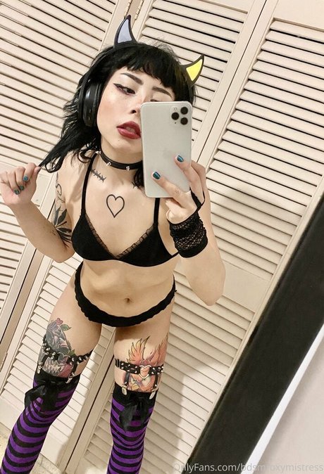bdsmroxymistress model sex img