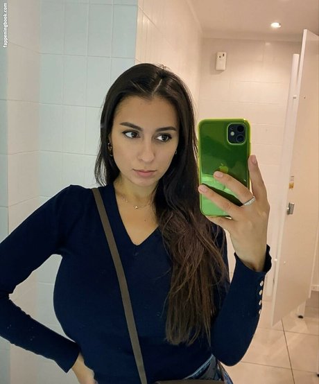 lesbian onlyfans pornographic image