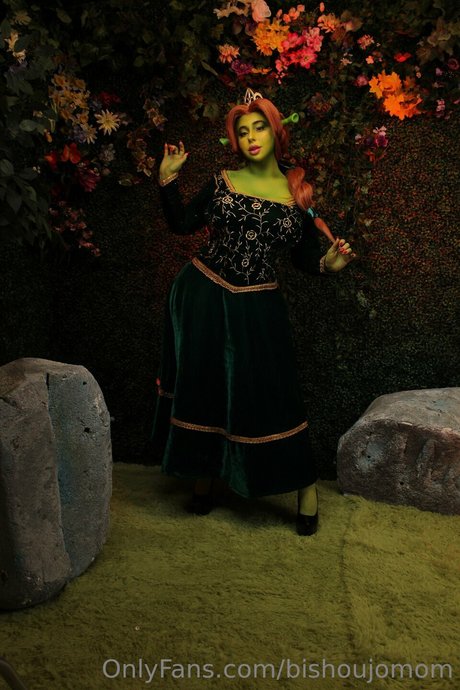 outdoor shower onlyfans sexy nudes pics