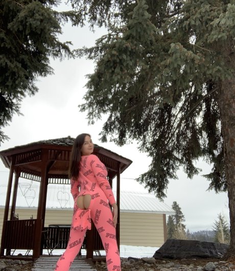 Blair Williams star sexy img