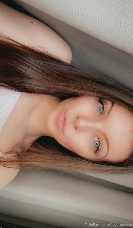 Ivy Sugar erotic actress gallery