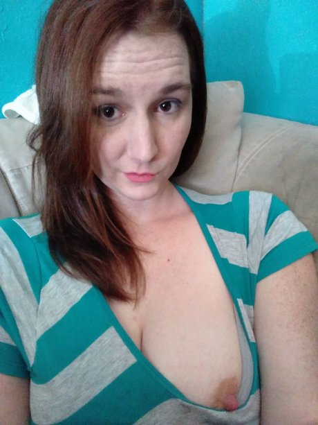 Dee Dee Lynn pretty star photo